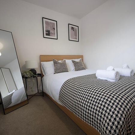3-Bedroom Charming Central House Canterbury Eksteriør billede