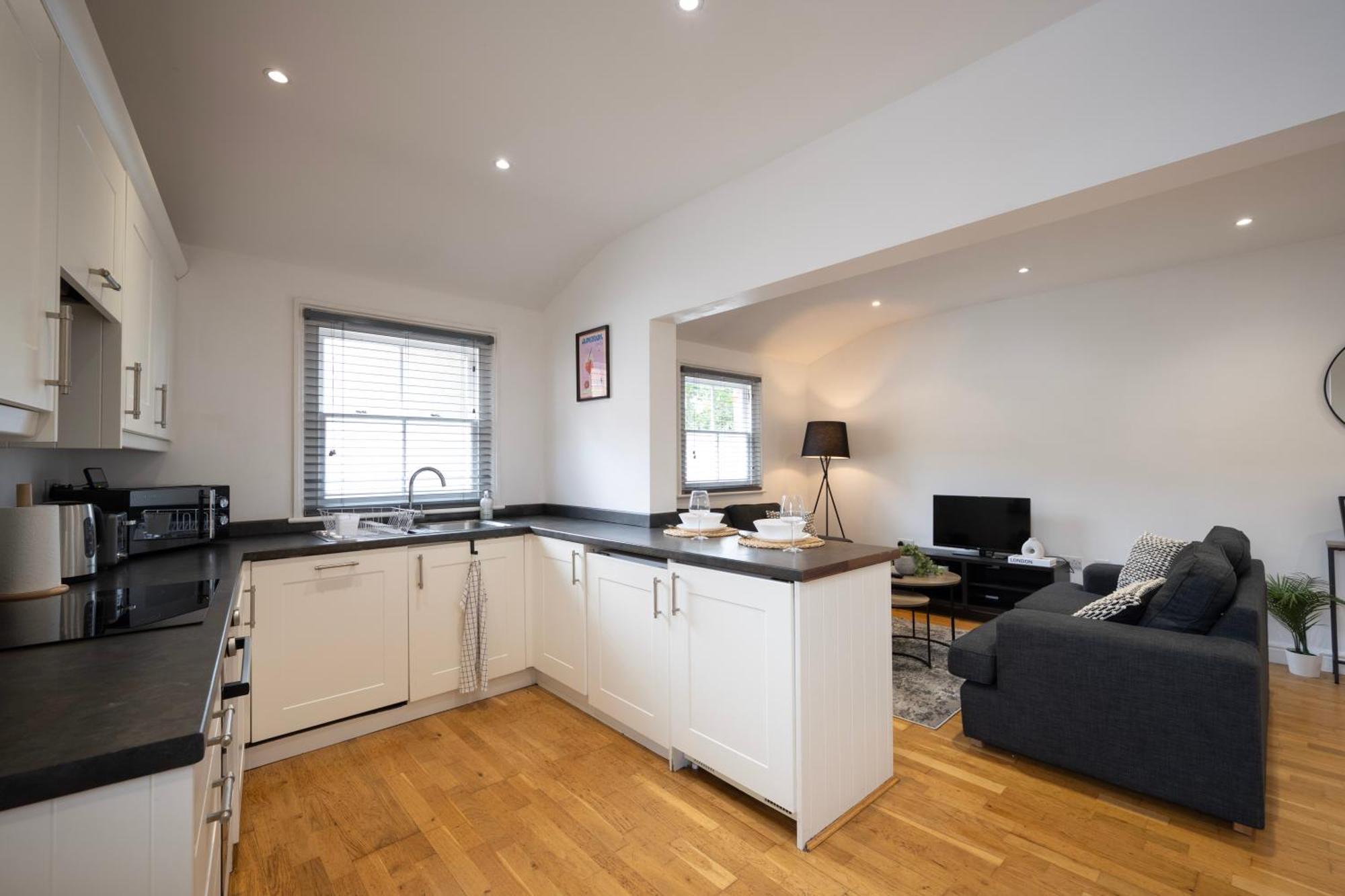 3-Bedroom Charming Central House Canterbury Eksteriør billede
